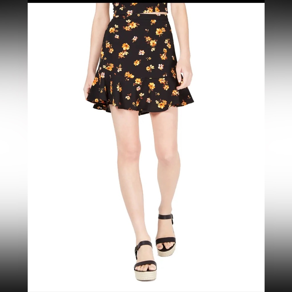 Gypsies & Moondust Women's Juniors' Printed Ruffle-Hem Skirt (medium Black)